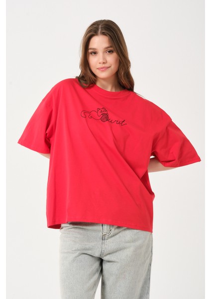 Owut Collection Owut Kadın Bisiklet Yaka Kedi Detay Baskılı Oversize T-Shirt