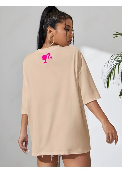 Oversize Barbie Baskılı Pamuklu Penye Kumaş Bej Tişört