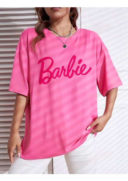 Oversize Barbie Baskılı Pamuklu Penye Kumaş Pembe Tişört fiyatları