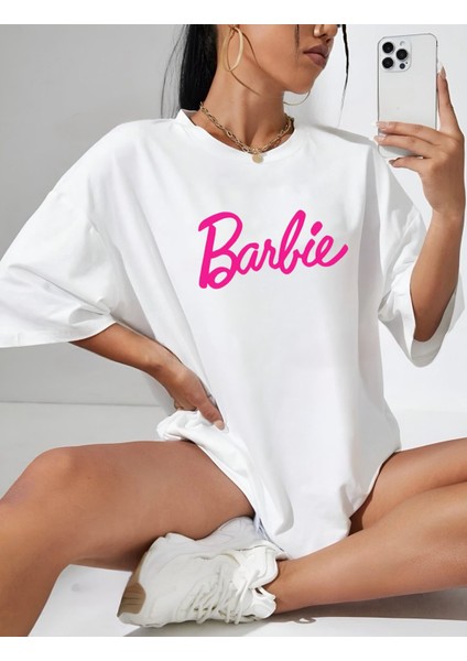 Oversize Barbie Baskılı Pamuklu Penye Kumaş Beyaz Tişört