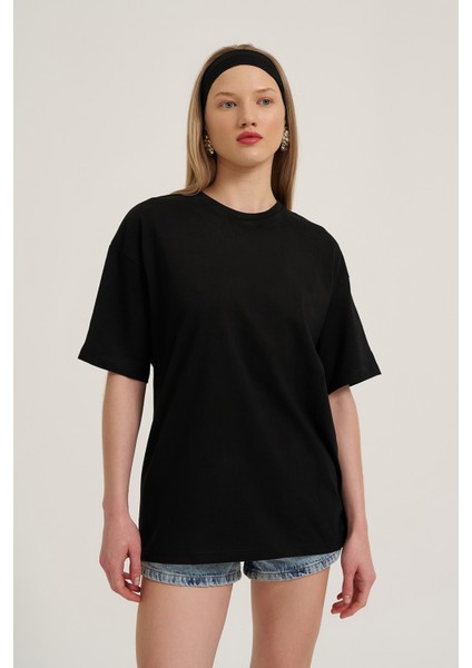 Basic Oversize Tişört Siyah modelleri