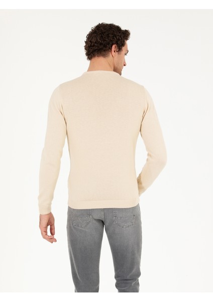 Erkek Bej Slim Fit Pamuk Karışımlı Bisiklet Yaka Basic Triko Kazak 50257379-VR011 fırsatları