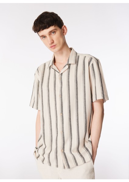 Loose Fit Çok Renkli Erkek Gömlek L241478900 Kısa Kollu Gömlek fiyatları