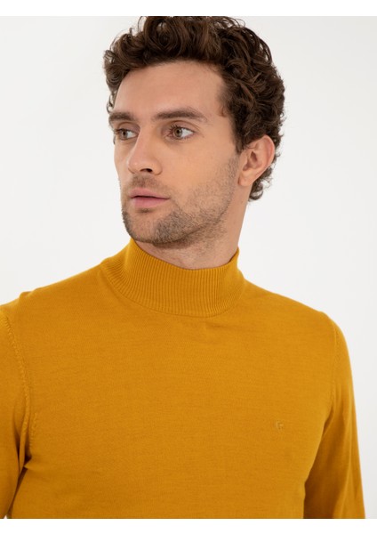 Erkek Sarı Slim Fit Yarım Balıkçı Basic Triko Kazak 50257711-VR044