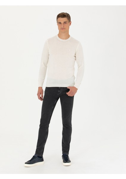 Erkek Beyaz Slim Fit Bisiklet Yaka Basic Triko Kazak 50270174-VR013