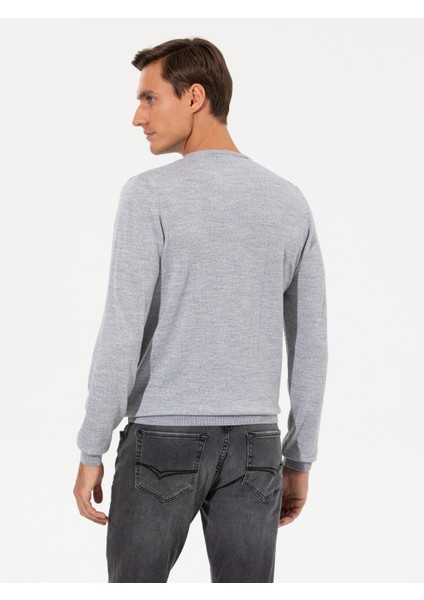 Erkek Gri Slim Fit Bisiklet Yaka Triko Kazak 50259268-VR024 indirimleri