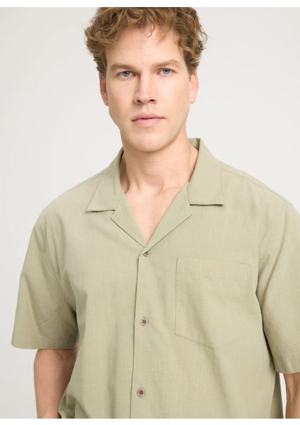 Relaxed Yeşil Erkek Gömlek W241243300 Kısa Kollu Gömlek fiyatları