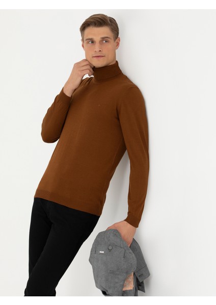 Erkek Kahverengi Slim Fit Balıkçı Yaka Basic Triko Kazak 50270163-VR029