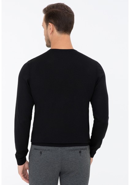 Erkek Siyah Slim Fit Bisiklet Yaka Basic Triko Kazak 50237038-VR046