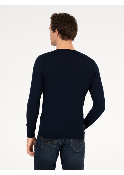 Erkek Lacivert Slim Fit Bisiklet Yaka Triko Kazak 50259300-VR033 indirimleri