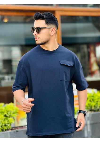 Lacivert Cepli Iki Iplik Oversize Kısa Kollu Tişört modelleri
