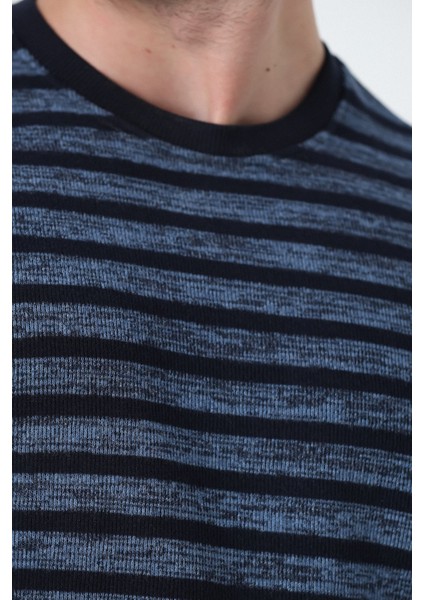 Erkek Rahat Kesim Bisiklet Yaka Enine Çizgili Yumuşak Dokulu Interlok Kumaş Sweatshırt Indigo Mavi