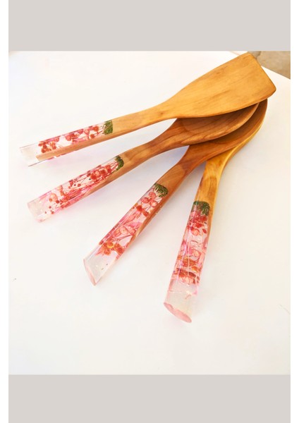 Kiraz Çiçeği Serisi 4 Parça Tahta Servis ve Pişirme Mutfak Seti Takımı 29 Cm. fırsatları