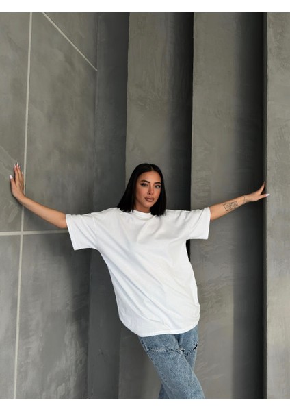 Oversize Rej Basic Beyaz Rahat T-Shirt fırsatları