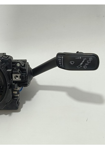 Volkswagen Sinyal Silecek Kollu Direksiyon Sargısı 5Q1953507M-5Q0953549-5Q1953513 (005) fiyatları