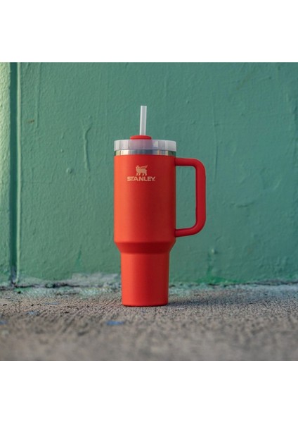 Quencher Pipetli Termos Bardak 1.18 Lt