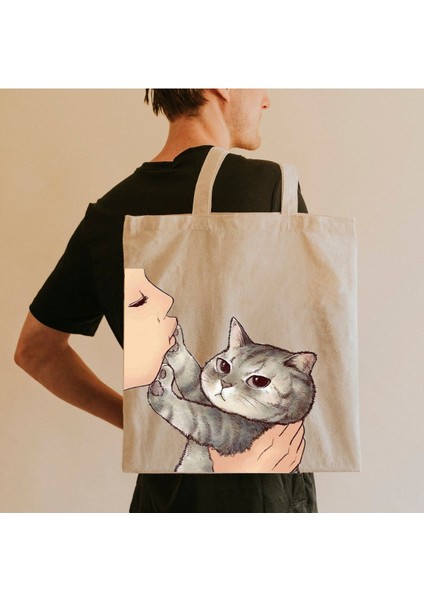 Kedi Öpen Kadın Bez Çanta