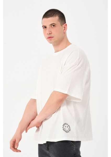 Erkek Bisiklet Yaka Smile Baskı Detaylı Oversize T-Shirt