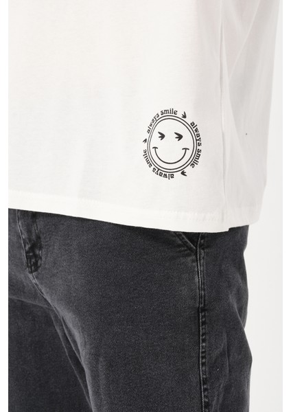 Erkek Bisiklet Yaka Smile Baskı Detaylı Oversize T-Shirt fiyatları