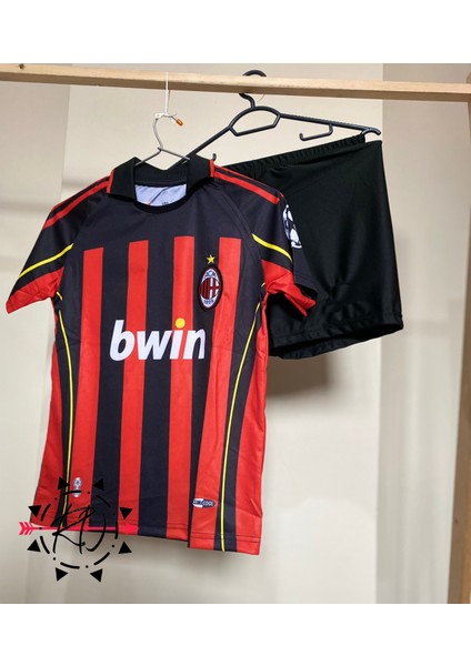Milan Kaka 2006/07 Sezon Şortlu Çocuk Forması Siyah