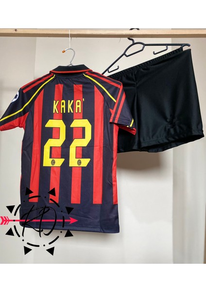 Milan Kaka 2006/07 Sezon Şortlu Çocuk Forması Siyah