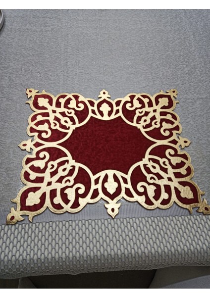 1 Adet Sehpa Örtüsü/kadife/üzeri Varaklı Deri IŞLEMELI/42X32CM/BORDO Gold