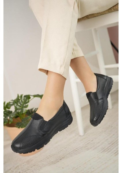 033 Orto Pedik Günlük Kadın Deri Ayakkabı fırsatları