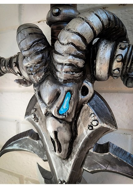 Lich King'in Kılıcı Frostmourne Gerçek Boy 140 cm 1/1 Ölçek modelleri