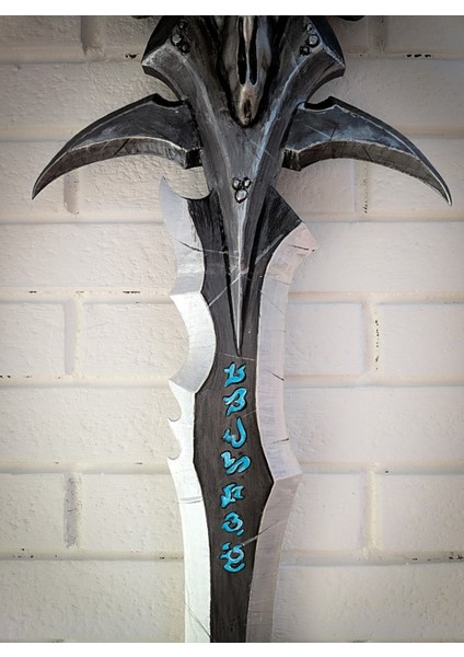 Lich King'in Kılıcı Frostmourne Gerçek Boy 140 cm 1/1 Ölçek indirimleri