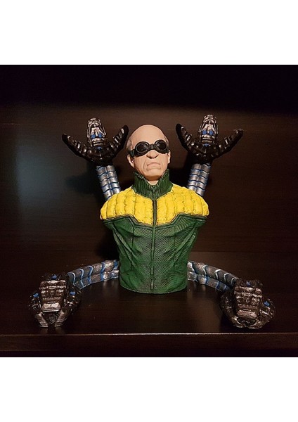 Doctor Octopus Spiderman Boyalı Büst 12 cm