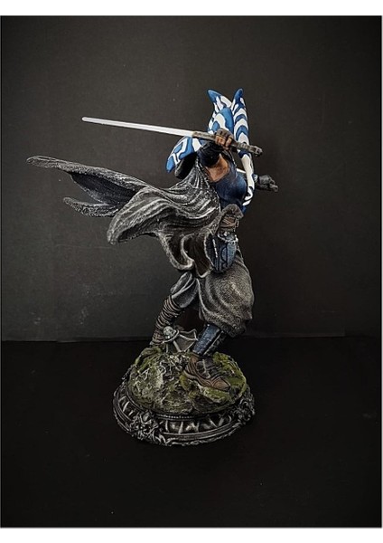 Ahsoka Tano Unique Star Wars Boyalı Figür 30 cm (Dev Boy) fırsatları