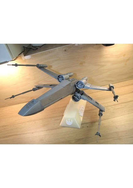 x Wing T65 Uzay Gemisi Star Wars (Dev Boy)