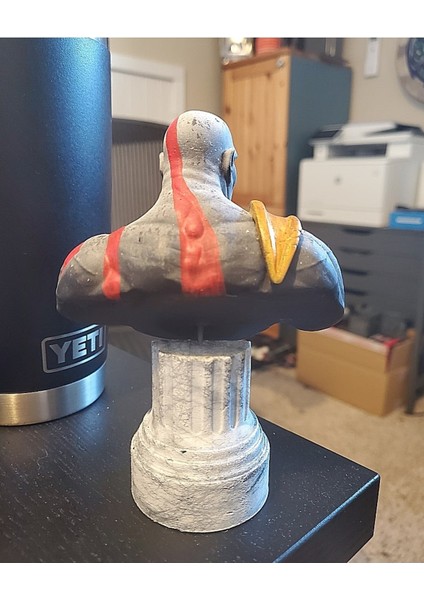 Kratos Haşin Öfke God Of War Boyalı Büst 12 cm fiyatları
