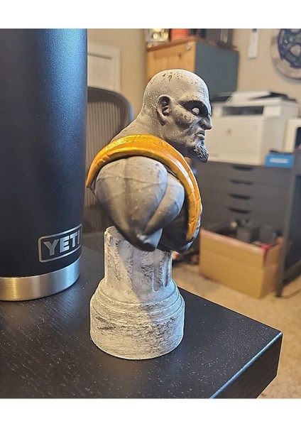 Kratos Haşin Öfke God Of War Boyalı Büst 12 cm modelleri
