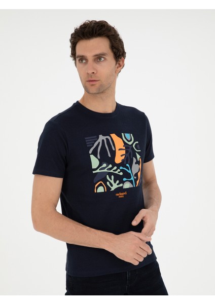 Erkek Lacivert Slim Fit Bisiklet Yaka T-shirt 50284398-VR033 modelleri