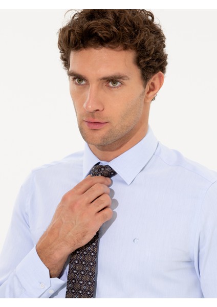 Erkek Açık Mavi Slim Fit Uzun Kollu Basic Gömlek 50268497-VR003