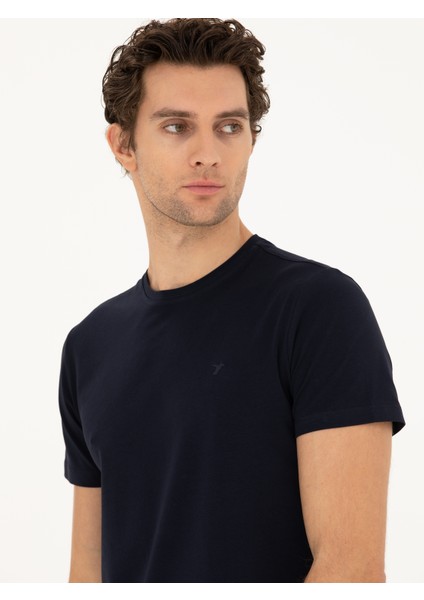 Erkek Lacivert Slim Fit Bisiklet Yaka Basic T-Shirt 50284773-VR033