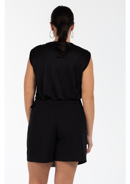 Yuvarlak Yaka Düz Siyah Kadın T-Shirt Dolly modelleri