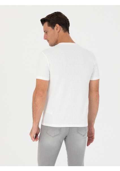 Erkek Beyaz Slim Fit Bisiklet Yaka T-Shirt 50265875-VR013 indirimleri