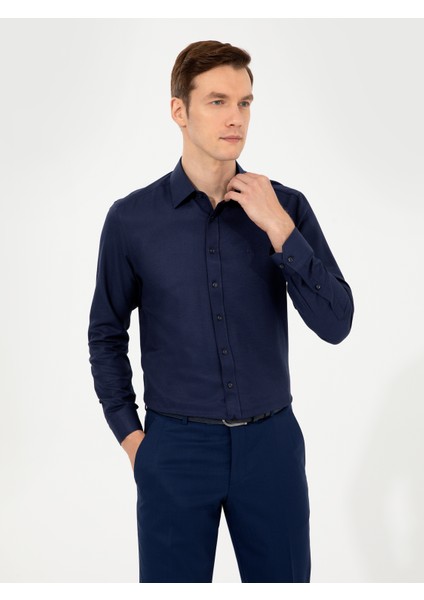 Erkek Lacivert Slim Fit Uzun Kollu Basic Gömlek 50256586-VR033
