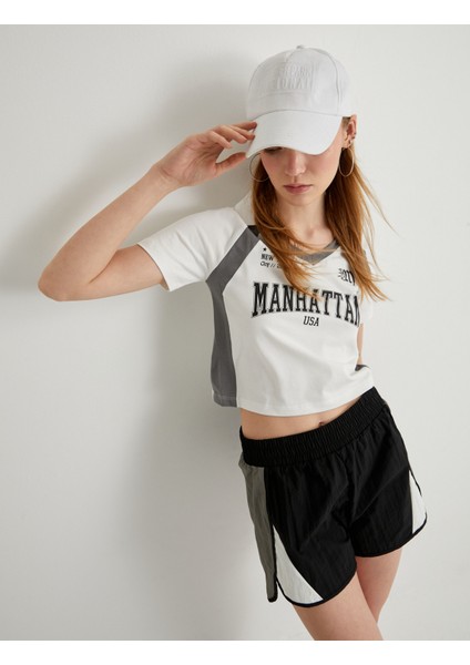 Crop Polo Tişört V Yaka Kısa Kollu Slim Fit