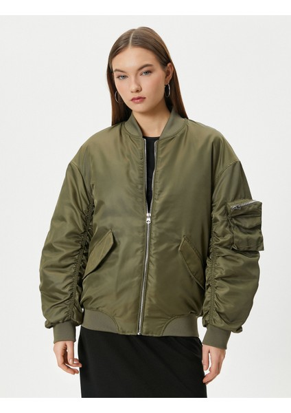 Bomber Ceket Kapaklı Çift Cep Kolej Yaka Fermuarlı modelleri