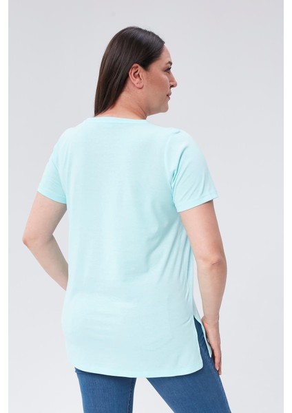 Büyük Beden V Yaka Yırtmaçlı Pamuk Basic Tshirt-Açık Turkuaz fırsatları