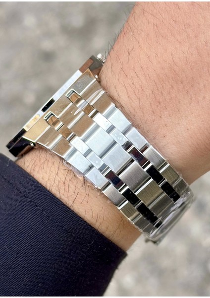 Gümüş Renk Çelik Kordon Siyah Kadran Erkek Kol Saati fiyatları