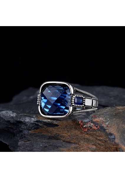 Zirkon Taşlı Model 925 Ayar Gümüş Erkek Yüzük fiyatları