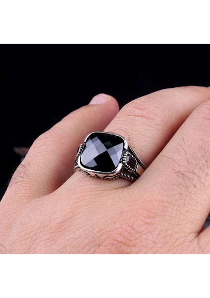 Zirkon Taşlı Model 925 Ayar Gümüş Erkek Yüzük modelleri