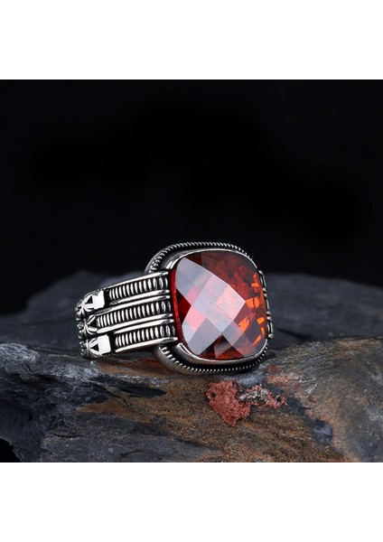 Kırmızı Renk Zirkon Taşlı Erkek Gümüş Yüzük