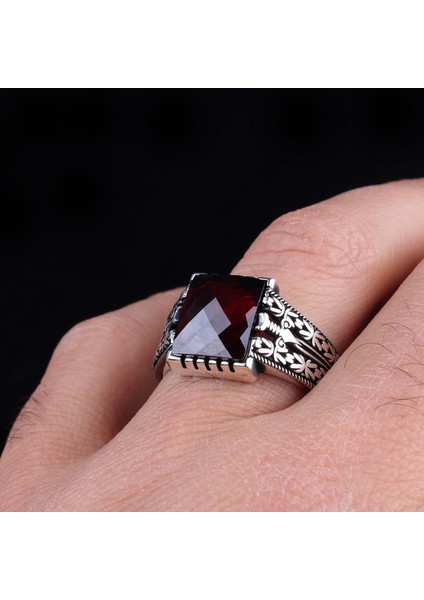 Kırmızı Zirkon Taşlı Kral Zincir Model Gümüş Yüzük modelleri