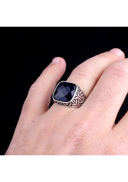 Zirkon Taşlı 925 Ayar Gümüş Erkek Yüzük modelleri