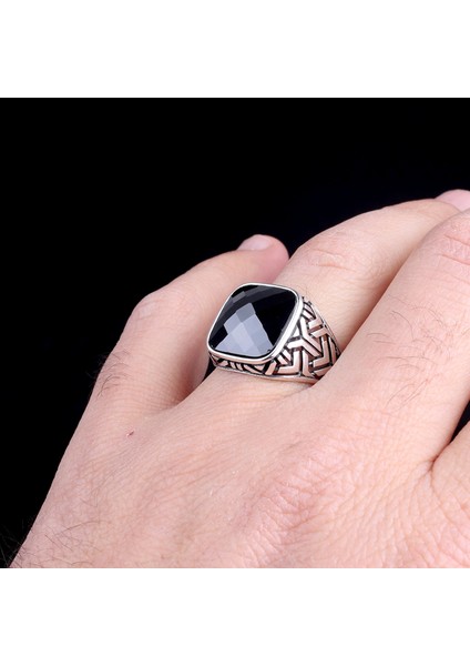 Zirkon Taşlı 925 Ayar Gümüş Erkek Yüzük modelleri